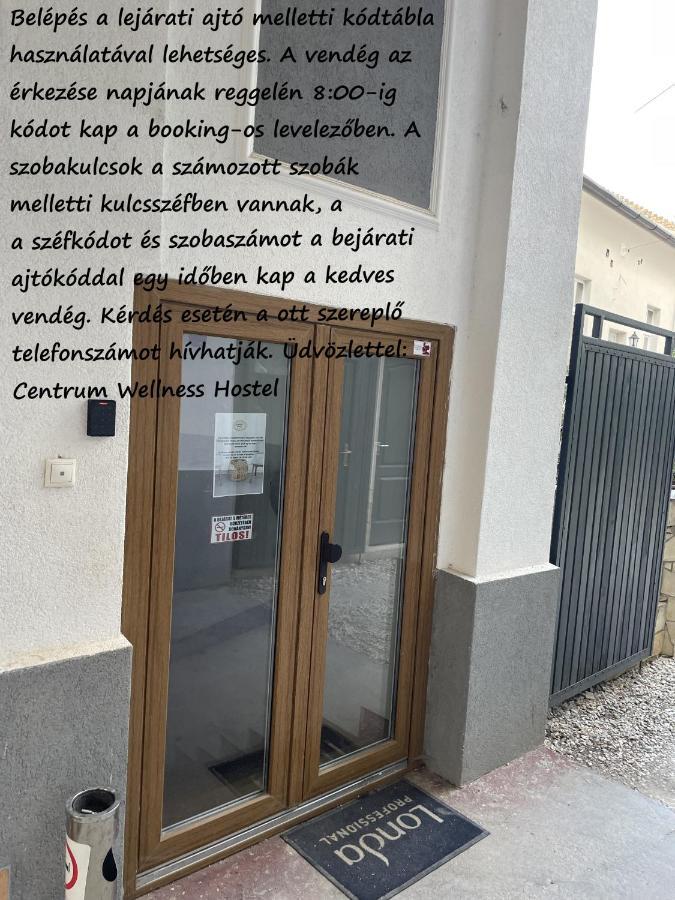 Centrum Wellness Hostel Дебрецен Экстерьер фото