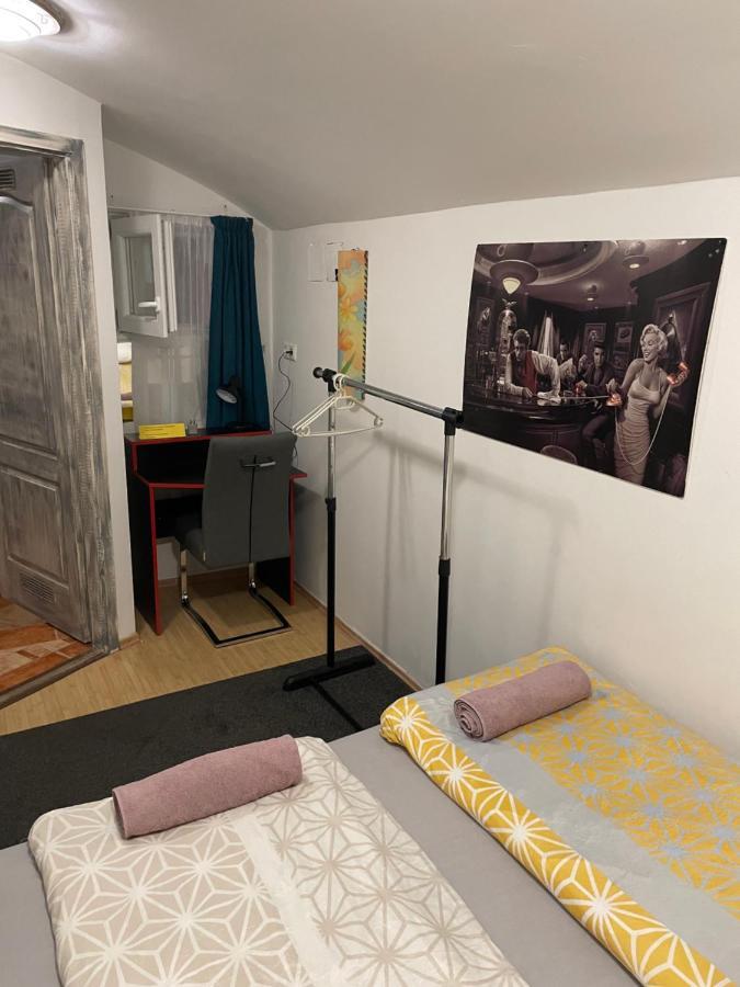 Centrum Wellness Hostel Дебрецен Экстерьер фото