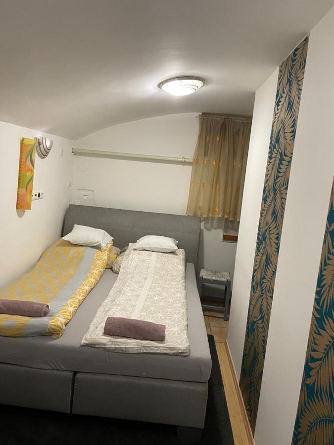 Centrum Wellness Hostel Дебрецен Экстерьер фото