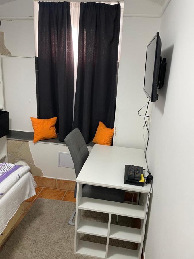 Centrum Wellness Hostel Дебрецен Экстерьер фото